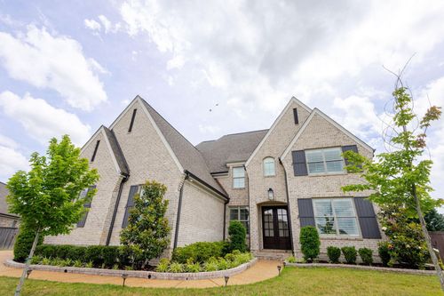 712 Cypress View Cir E, Collierville, TN, 38017-1872 | Card Image