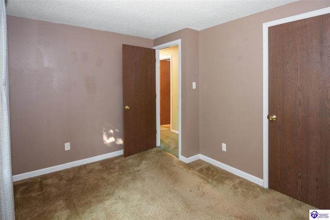 300 Linda Lane, House other with 3 bedrooms, 1 bathrooms and null parking in Elizabethtown KY | Image 17