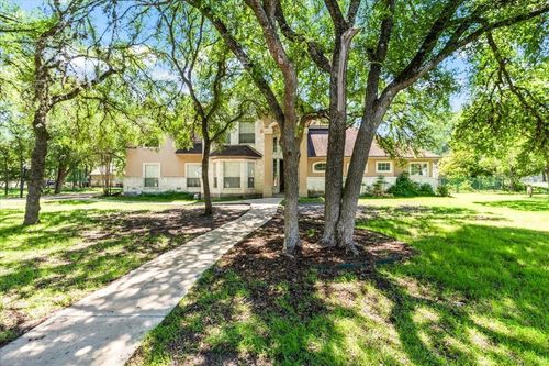 123 Canyon Cir, Boerne, TX, 78015-8301 | Card Image