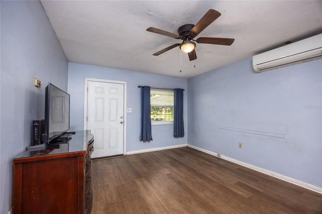 319 71 St St, House other with 3 bedrooms, 1 bathrooms and null parking in Gainesville FL | Image 6