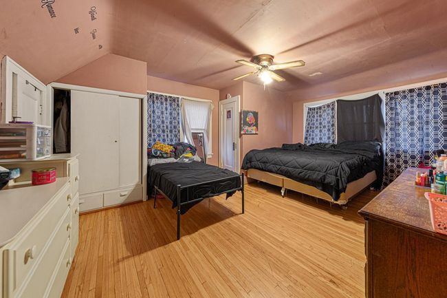 19 Main bedroom.jpg | Image 18