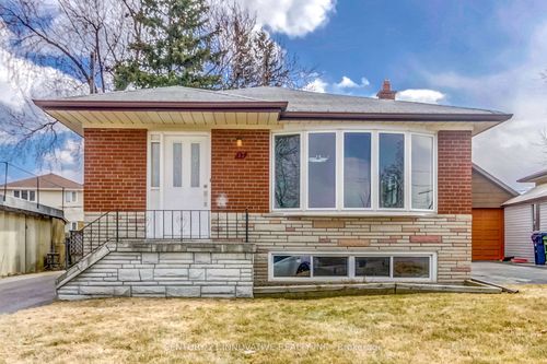 bsmt-17 Tralee Ave, Scarborough, ON, M1G3E3 | Card Image