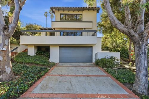 2704 Via Campesina, Palos Verdes Estates, CA, 90274-1428 | Card Image