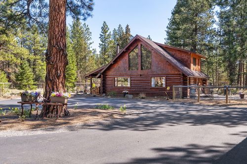 69336 Hackamore, Sisters, OR, 97759-9534 | Card Image
