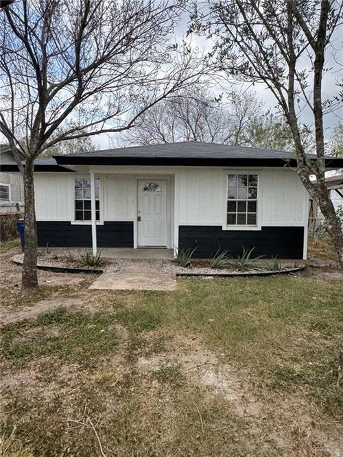 846 Garza St, Mercedes, TX, 78570-3316 | Card Image