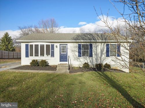 2765 Tattoo Dr, CHAMBERSBURG, PA, 17202-7028 | Card Image