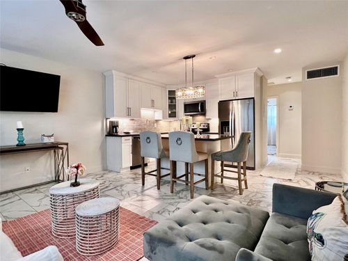 apt-b310-5203 Ne 24th Ter, Fort Lauderdale, FL, 33308-3951 | Card Image