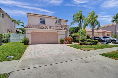 15827 Nw 4th Ct, Pembroke Pines, FL, 33028-1586 | Card Image