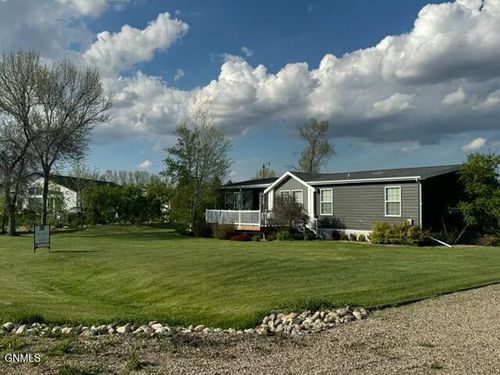 2926 Cabin Dr E, Coleharbor, ND, 58531-9403 | Card Image