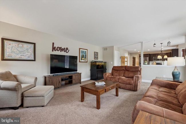 7 Galloping Brook Dr, House other with 4 bedrooms, 3 bathrooms and null parking in ALLENTOWN NJ | Image 17