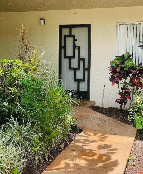 105-7286 Huntington Ln, Delray Beach, FL, 33446-2927 | Card Image