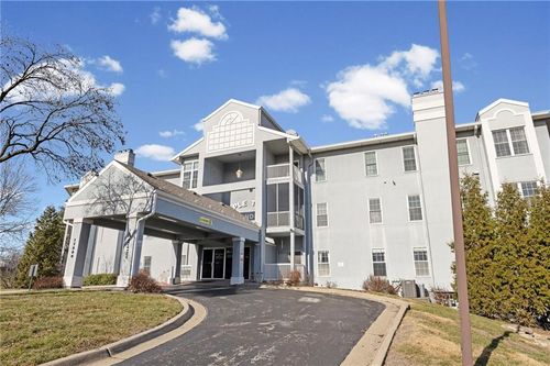 101-17800 E Bolger Rd, Independence, MO, 64055-5200 | Card Image