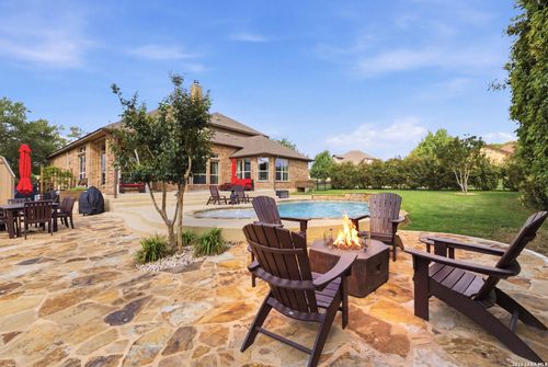 2618 Mallinckrodt, New Braunfels, TX, 78132-3923 | Card Image
