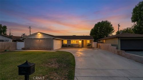 5717 N Hanlin Ave, Azusa, CA, 91702-4840 | Card Image