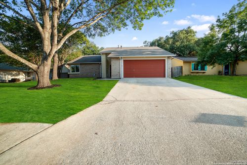 5914 Brambletree St, San Antonio, TX, 78247-1353 | Card Image