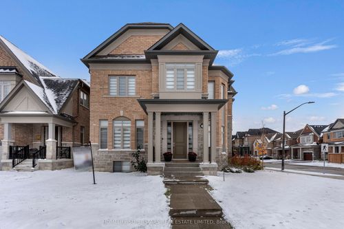 55 Av Christine Elliott, Whitby, ON, L1P0C8 | Card Image