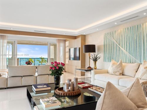 7431-7431 Fisher Island Dr, Miami Beach, FL, 33109-0707 | Card Image