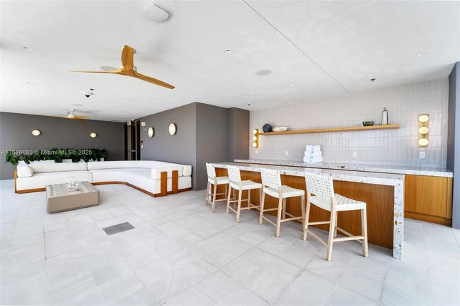 2005 - 2678 Tigertail Ave, Condo with 2 bedrooms, 2 bathrooms and null parking in Coconut Grove FL | Image 15
