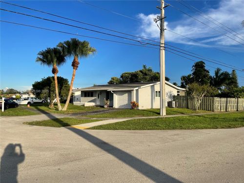11500 Nw 39th St, Sunrise, FL, 33323-1144 | Card Image