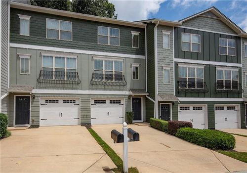 1649 Liberty Pkwy Nw, Atlanta, GA, 30318-9386 | Card Image