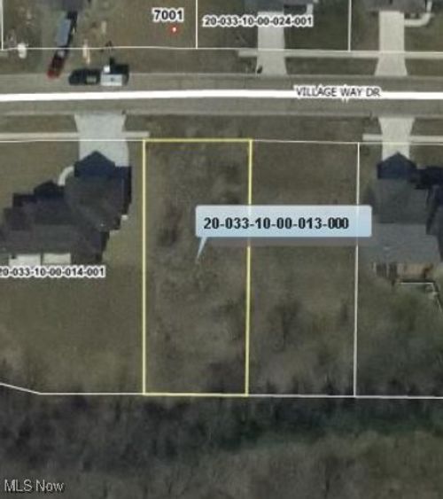 7000 Village Way Dr, Garrettsville, OH, 44231-9803 | Card Image