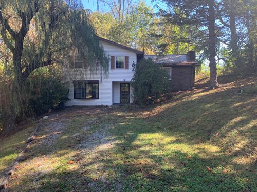 60 Grover Whitehead Rd, Whitley City, KY, 42653-6018 | Card Image