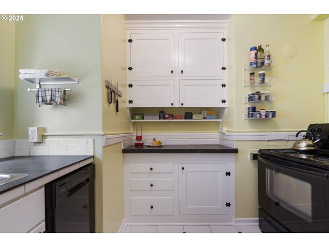 APT-210 - 1811 Nw Couch St, Condo with 1 bedrooms, 1 bathrooms and null parking in Portland OR | Image 17
