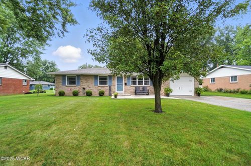 739 Maplewood Dr, Van Wert, OH, 45891-2633 | Card Image