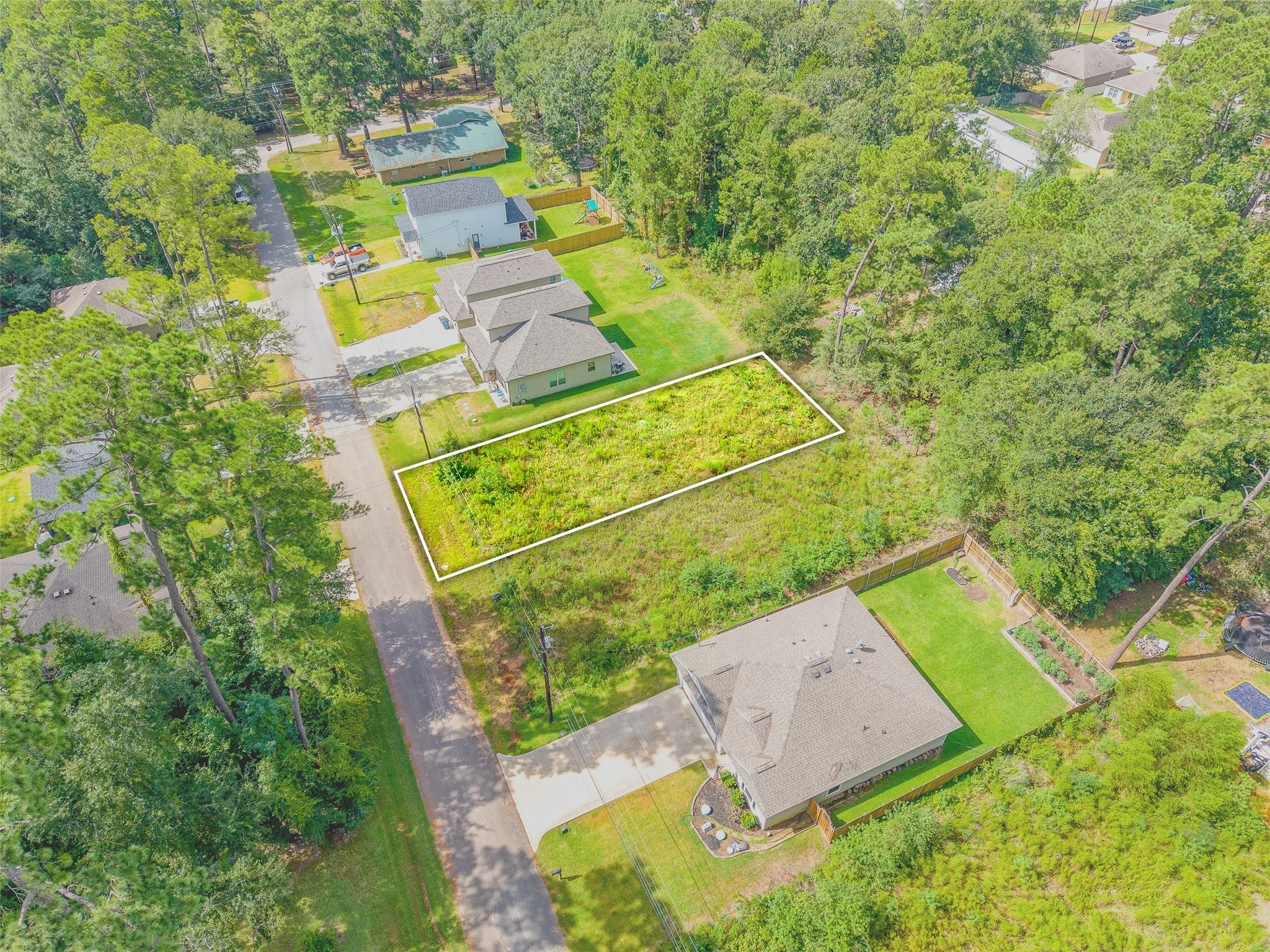 Land in Montgomery 4