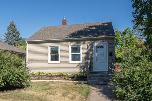 126 20th Ave N, Saint Cloud, MN, 56303-4437 | Card Image