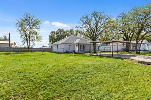 1813 Pioneer Road, Granbury, TX, 76049 | Card Image