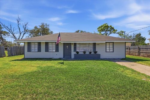 3165 Cartwright St, Beaumont, TX, 77701-6523 | Card Image