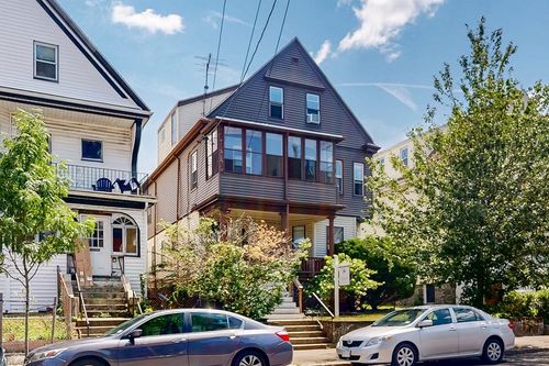 25 Warner St, Somerville, MA, 02144-1325 | Card Image