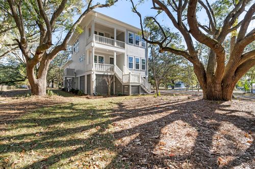 1461 Lieben Rd, Mount Pleasant, SC, 29466-8176 | Card Image