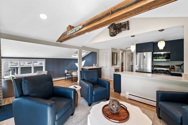 APT-3 - 4 Fisherman Way, Condo with 2 bedrooms, 1 bathrooms and null parking in Gloucester MA | Image 5