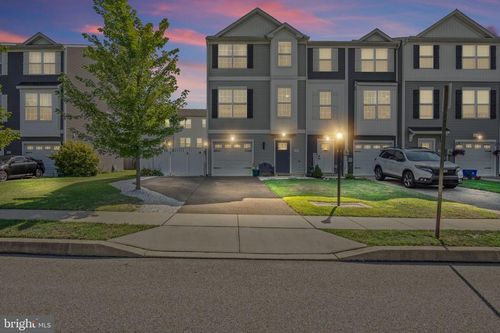 34 Brookside Ave, Hanover, PA, 17331-3458 | Card Image