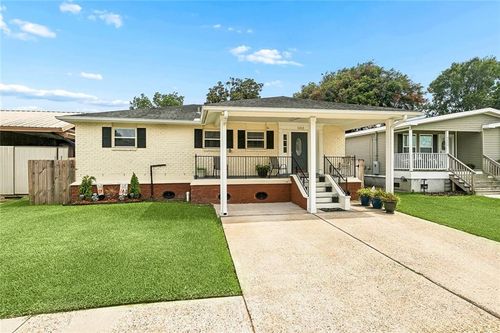 5213 Evans Dr, Marrero, LA, 70072-3613 | Card Image