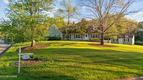 1818 Nantasket Rd, Knoxville, TN, 37922-5768 | Card Image