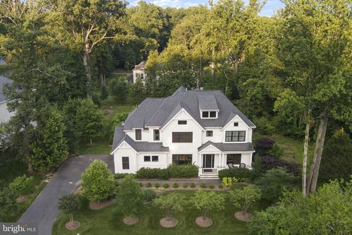 717 Miller Ave, GREAT FALLS, VA, 22066-2917 | Card Image