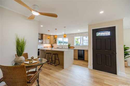 2265 Waiomao Rd, Honolulu, HI, 96816-3432 | Card Image