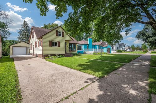 1206 Webster St, Fairmont, MN, 56031-4213 | Card Image