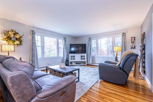 69 Bean Rd, Merrimack, NH, 03054-2406 | Card Image
