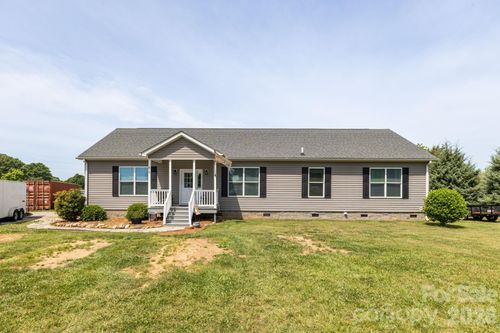 618 Society Rd, Statesville, NC, 28625-1474 | Card Image