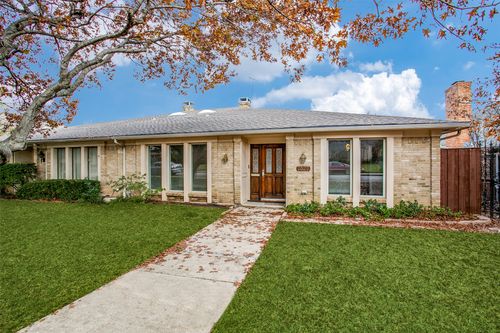 7327 Wellcrest Dr, Dallas, TX, 75230-4200 | Card Image