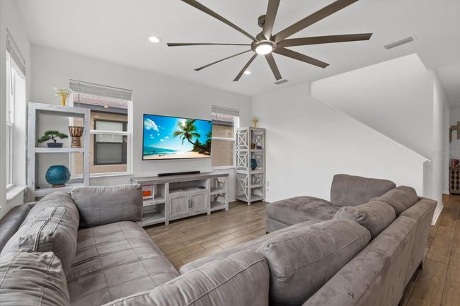 8330 Abalone Loop, House other with 3 bedrooms, 3 bathrooms and null parking in Parrish FL | Image 6