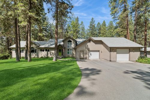 231 White Pine Rd, Kalispell, MT, 59901-6829 | Card Image