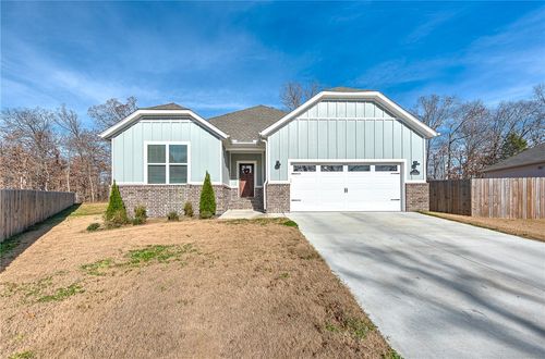 3 Mckissick Cir, Bella Vista, AR, 72715-3106 | Card Image