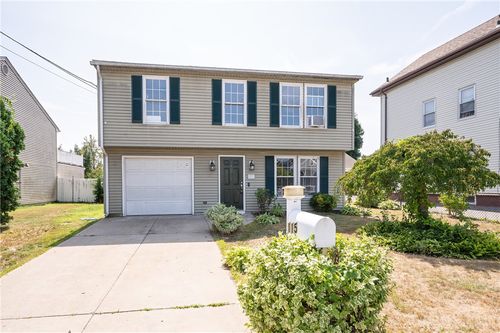 115 Sutton Ave, East Providence, RI, 02914-3413 | Card Image