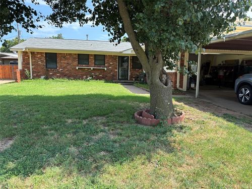 5612 Nw 65th St, Warr Acres, OK, 73132-7743 | Card Image