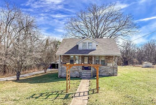400 Prospect Rd, Hurt, VA, 24563-2123 | Card Image